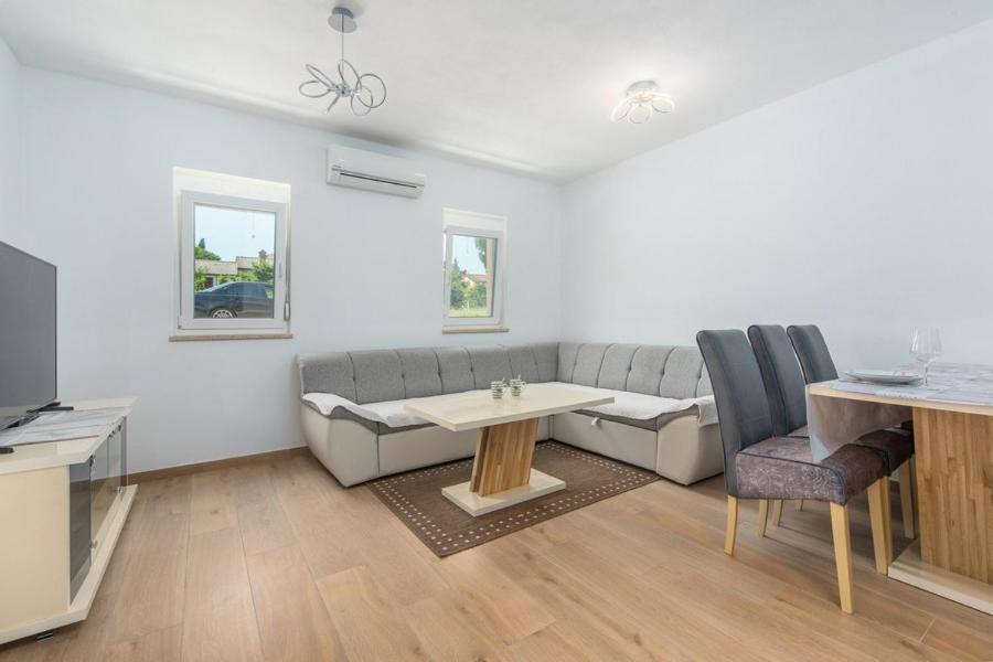 Irma Apartment Dajla Exteriör bild